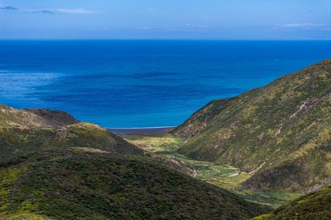 Photo of property in 204 Noel Ashton Way, Makara, Wellington, 6972