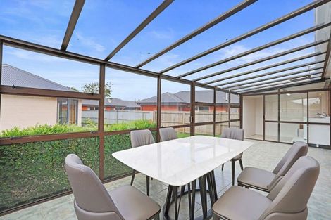 Photo of property in 15 Hooker Avenue, Bryndwr, Christchurch, 8053