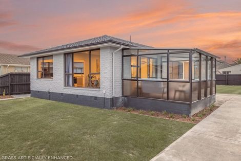 Photo of property in 9 Shetland Street, Woolston, Christchurch, 8062