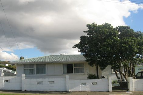 Photo of property in 12 Driver Crescent, Cannons Creek, Porirua, 5024