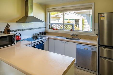 Photo of property in 79 Sunshine Avenue, Karori, Wellington, 6012