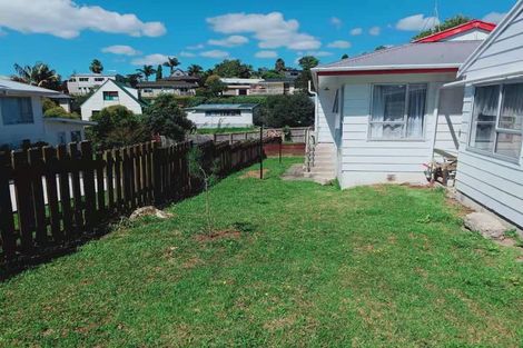 Photo of property in 1/33 Bellringer Road, Massey, Auckland, 0614