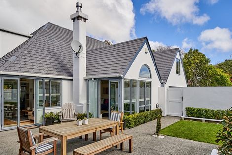 Photo of property in 1 Manuka Avenue, Woburn, Lower Hutt, 5010