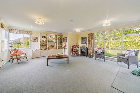 Photo of property in 67 Chamberlain Road, Karori, Wellington, 6012