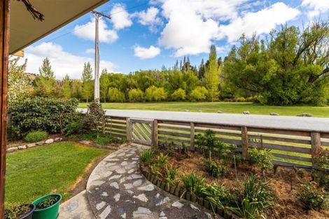 Photo of property in 52 Kingan Road, Luggate, Cromwell, 9383