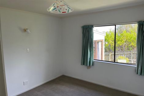 Photo of property in 13 Sispara Place, Beach Haven, Auckland, 0626