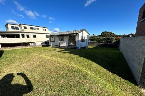 Photo of property in 169b Marine Parade, Mount Maunganui, 3116