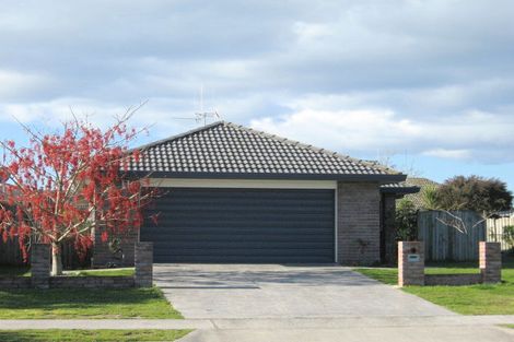 Photo of property in 689 Gloucester Road, Papamoa Beach, Papamoa, 3118