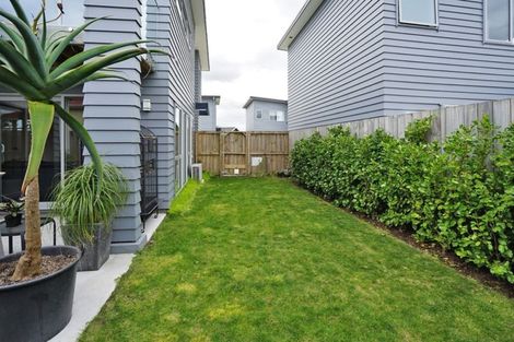 Photo of property in 2/13 Crosher Place, Silverdale, Hamilton, 3216