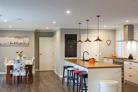 Photo of property in 4 Terli Way, Glen Avon, New Plymouth, 4312