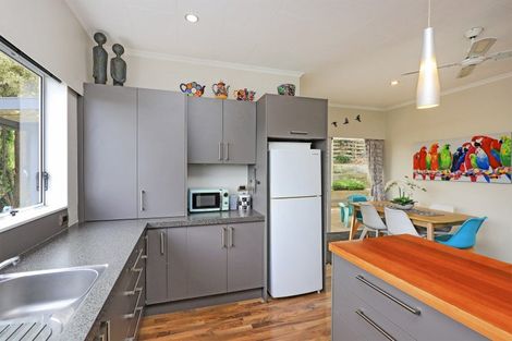 Photo of property in 6 Guys Hill Road, Hospital Hill, Napier, 4110