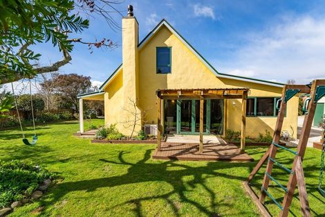 Photo of property in 15 Bird Lane, Wakefield, 7025