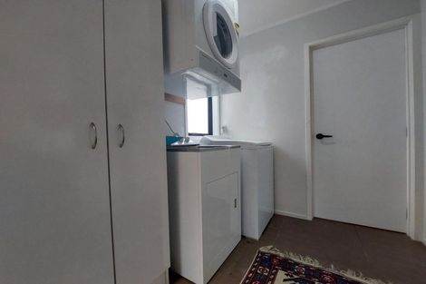 Photo of property in 2/2 Ceramco Place, Torbay, Auckland, 0630