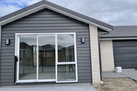 Photo of property in 61 Hills View Drive, Papamoa, 3118