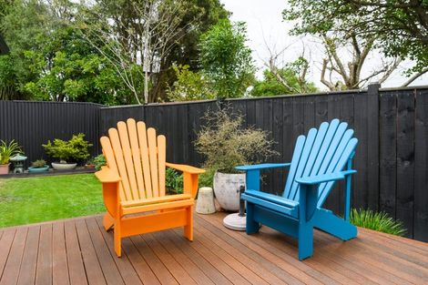 Photo of property in 5a Athlone Place, Hokowhitu, Palmerston North, 4410