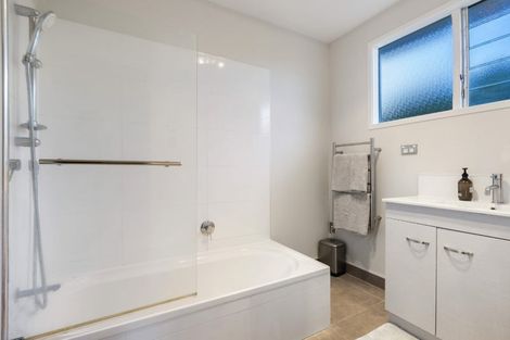 Photo of property in 25 Stanaway Street, Hillcrest, Auckland, 0627