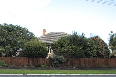 Photo of property in 2 East Street, Claudelands, Hamilton, 3214