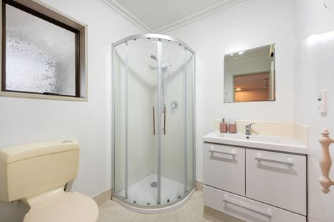 Photo of property in 24 Burn-murdoch Street, St Andrews, Hamilton, 3200