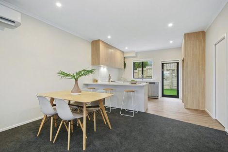 Photo of property in 10/17a Eastglen Road, Glen Eden, Auckland, 0602