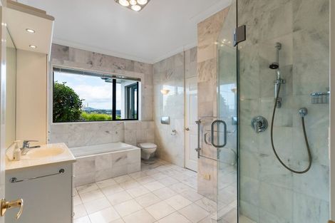 Photo of property in 220 Sandspit Road, Shelly Park, Auckland, 2014