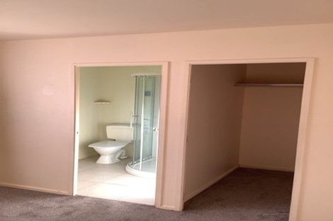 Photo of property in 1/40 Edgeworth Road, Glenfield, Auckland, 0629