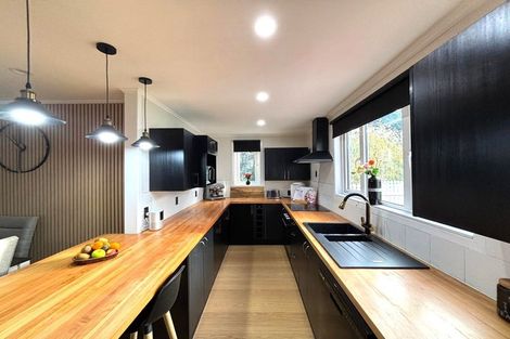 Photo of property in 3 Cane Road, Waimauku, 0812