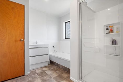 Photo of property in 11 Pohutukawa Drive, Athenree, Katikati, 3177