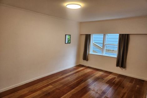 Photo of property in 1/139 Kelburn Parade, Kelburn, Wellington, 6012