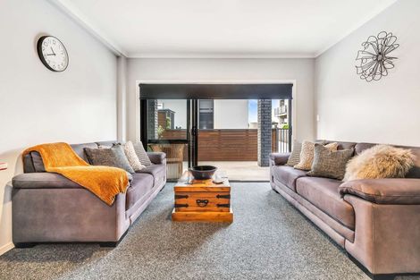 Photo of property in 910b Papamoa Beach Road, Papamoa Beach, Papamoa, 3118