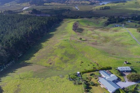 Photo of property in 127b Oruawharo Road, Topuni, Wellsford, 0975