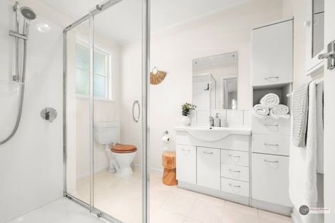 Photo of property in 39a Heretaunga Square, Silverstream, Upper Hutt, 5019