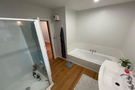 Photo of property in 124 Major Hornbrook Road, Mount Pleasant, Christchurch, 8081