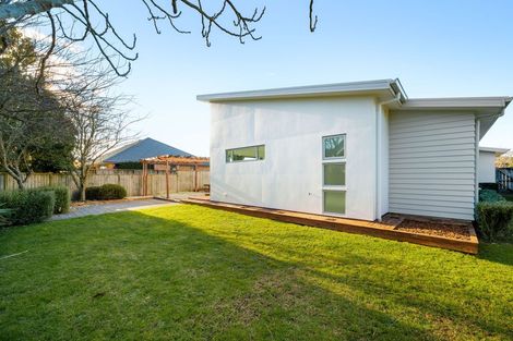 Photo of property in 106 Saint James Drive, Huntington, Hamilton, 3210