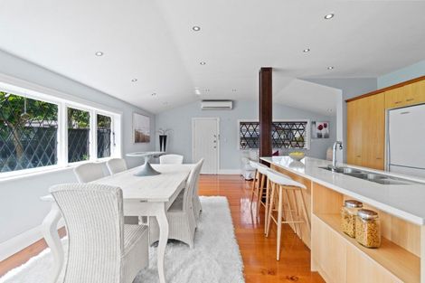 Photo of property in 41 Quadrant Road, Onehunga, Auckland, 1061