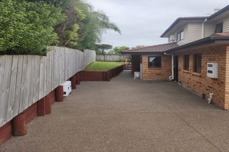 Photo of property in 15 Spoonbill Place, Unsworth Heights, Auckland, 0632