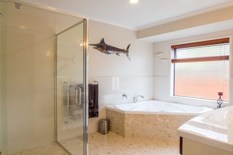 Photo of property in 2 Ohuirehe Road, Coastlands, Whakatane, 3120