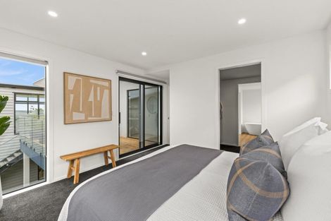 Photo of property in 87 Oak Road, Poraiti, Napier, 4112