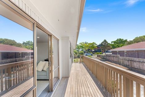 Photo of property in 26 Imogene Way, Half Moon Bay, Auckland, 2012