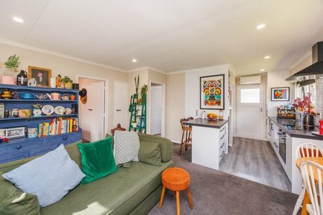 Photo of property in 12d Colombo Street, Hokowhitu, Palmerston North, 4410