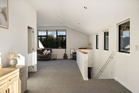 Photo of property in 57 Mcdonnell Road, Arrowtown, 9302