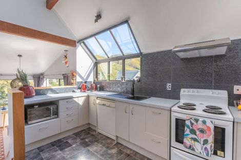 Photo of property in 20b Govind Grove, Ngaio, Wellington, 6035