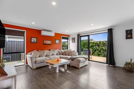 Photo of property in 29 Empire Crescent, Papamoa, 3118