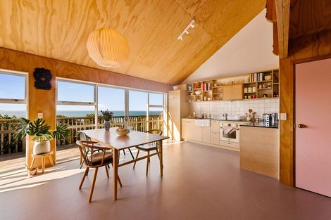 Photo of property in 20 Valley Street, Island Bay, Wellington, 6023