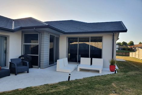 Photo of property in 11 Sharman Place, Pyes Pa, Tauranga, 3112