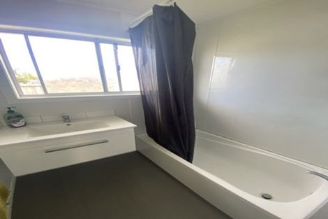 Photo of property in 5 Fairview Street, Fairview Downs, Hamilton, 3214