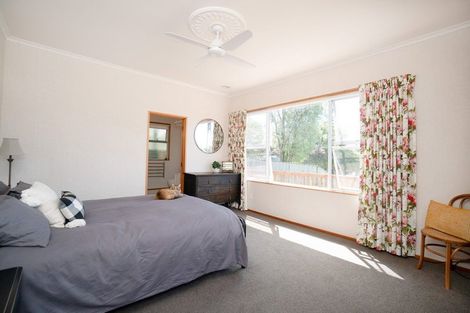 Photo of property in 8 Perth Place, Awapuni, Palmerston North, 4412