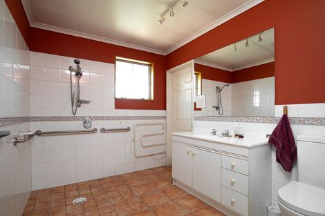 Photo of property in 23 Whitby Street, Clyde, 9330