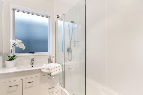 Photo of property in 1/11 Kopara Place, Clendon Park, Auckland, 2103