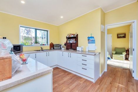 Photo of property in 786 Sandspit Road, Warkworth, 0982