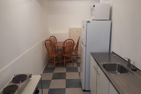 Photo of property in 98 Salamanca Road, Sunnynook, Auckland, 0620